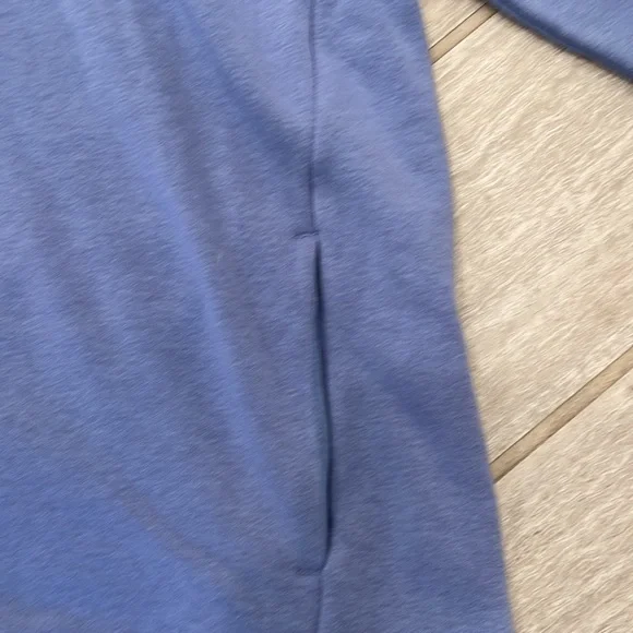 Women’s Avia hoodie - Picture 3 of 3